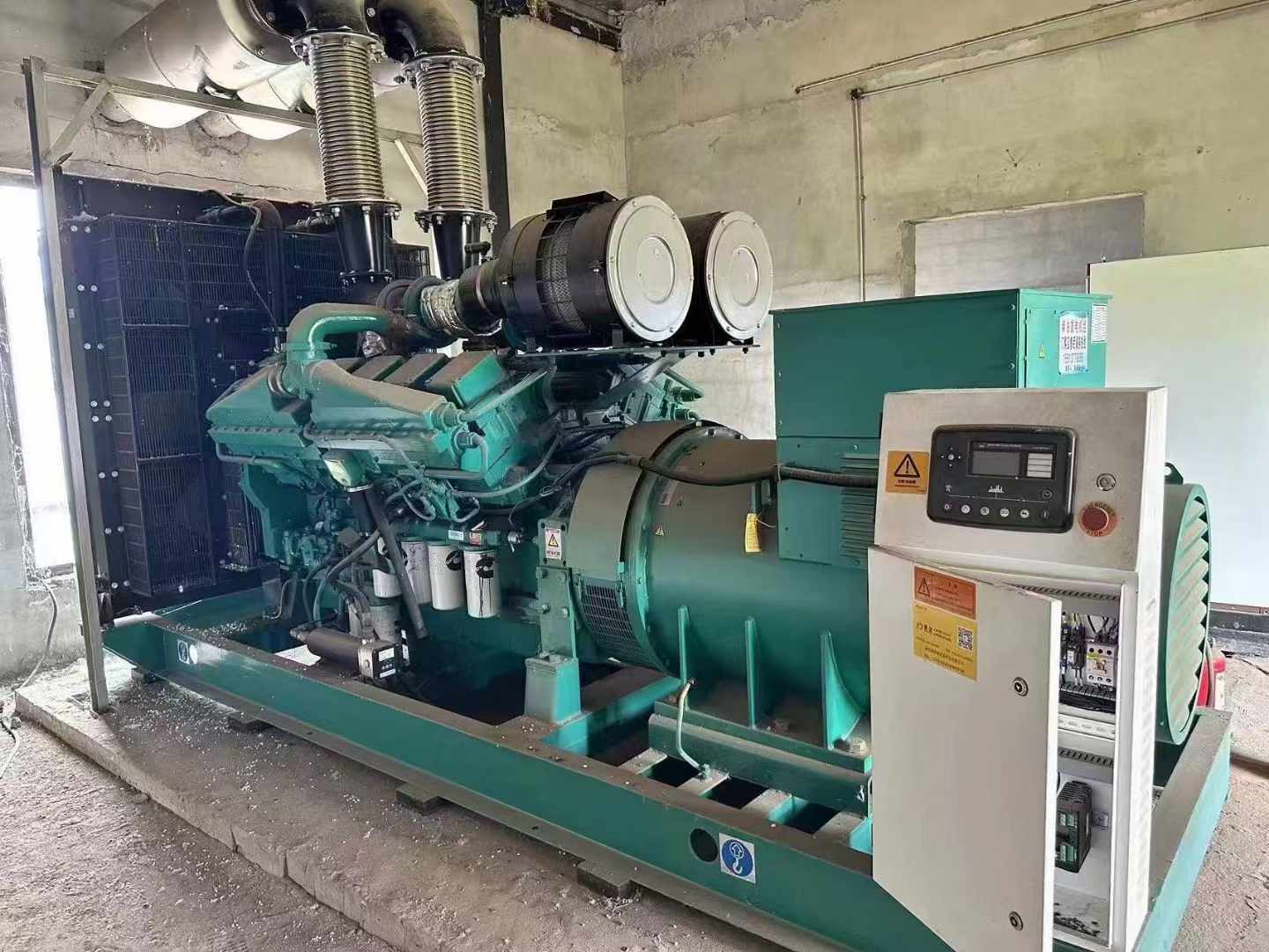 廉江无功补偿装置的性能评估需要考虑哪些因素？