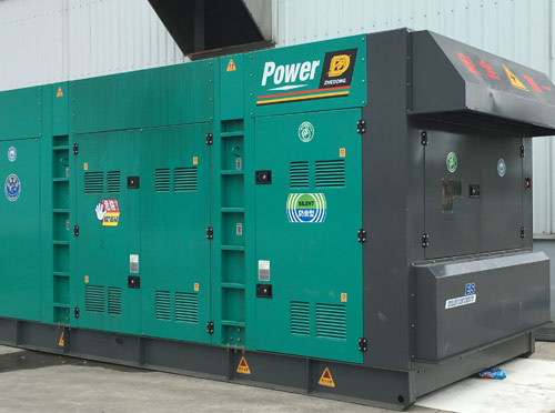 廉江升级发电机组的过程中需要注意哪些安全事项？